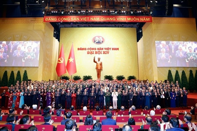 Ban Chấp hành Trung ương Đảng khóa XIV ra mắt Đại hội.