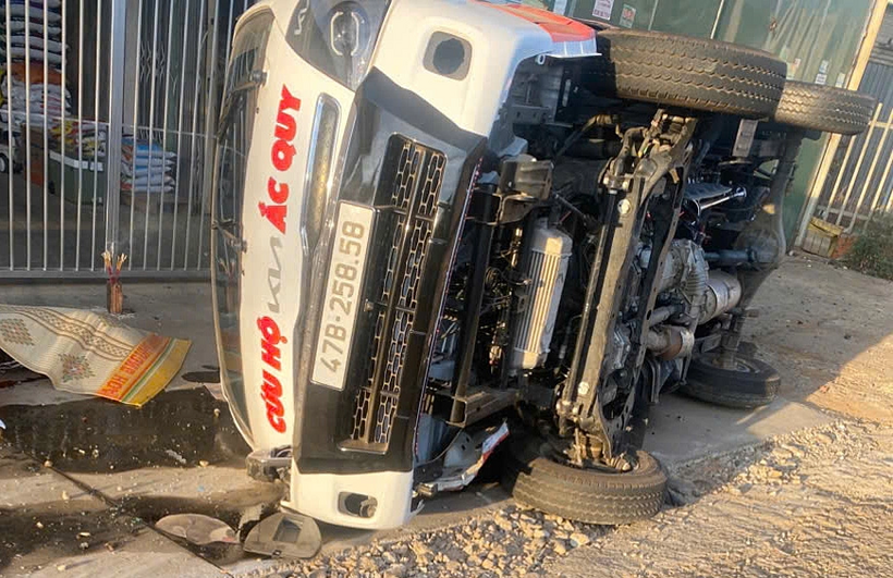 Hiện trường vụ tai nạn. Ảnh: VnExpress.