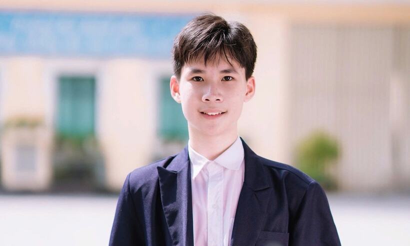 Mặc dù đạt Thủ khoa, nam sinh vẫn còn "nuối tiếc" những câu hỏi về tổ hợp lại là phần tiêu tốn nhiều thời gian nhất trong bài thi.