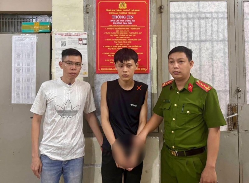 Cơ quan Cảnh sát điều tra, Công an tỉnh Đồng Nai bắt đối tượng Đào Thanh Tùng (x). Ảnh: CAND