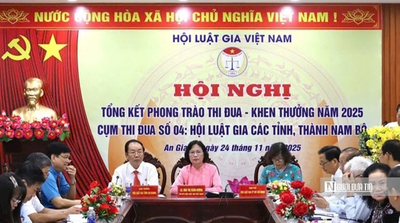 Tổng kết phong trào thi đua - khen thưởng năm 2025 cụm thi đua số 4: Hội Luật gia các tỉnh, thành Nam Bộ