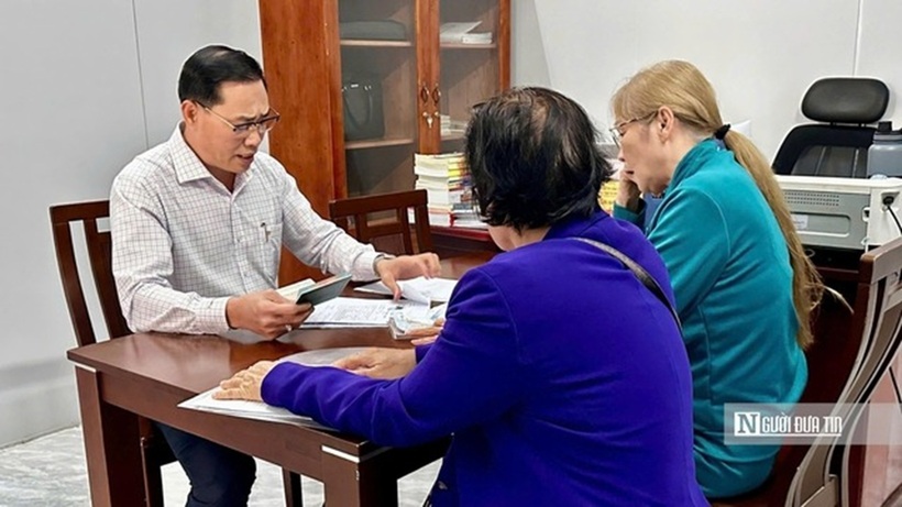 Hội Luật gia tư vấn tuyên truyền, phổ biến pháp luật cho hộ kinh doanh.