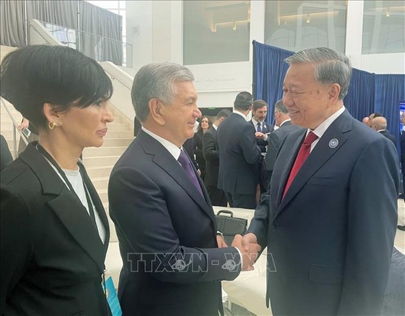 Tổng Bí thư Tô Lâm gặp lãnh đạo các nước nhân dịp tham dự cuộc họp khai mạc Hội đồng Hoà bình về Gaza. (Ảnh: TTXVN)