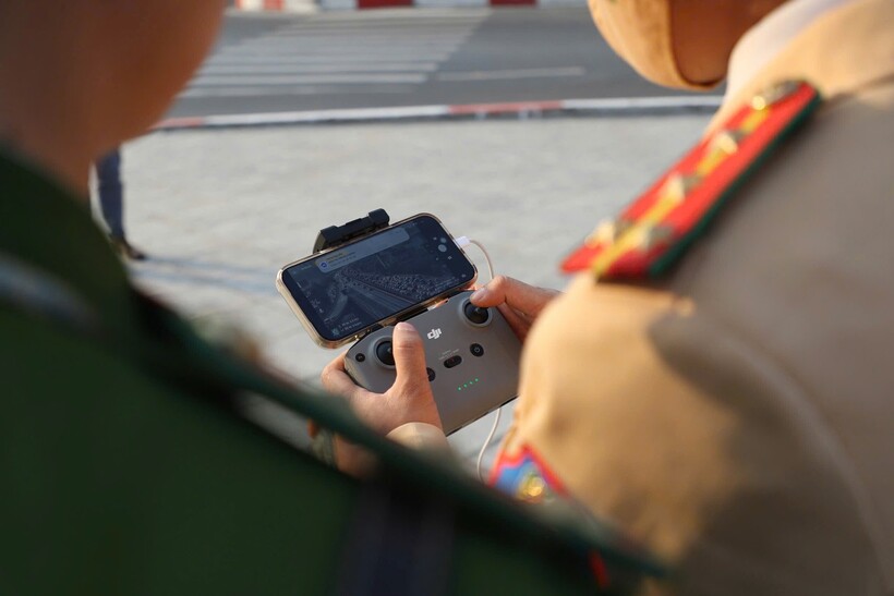 Việc quan sát tổng thể nhằm kịp thời phát hiện, xử lý các sự cố về giao thông.