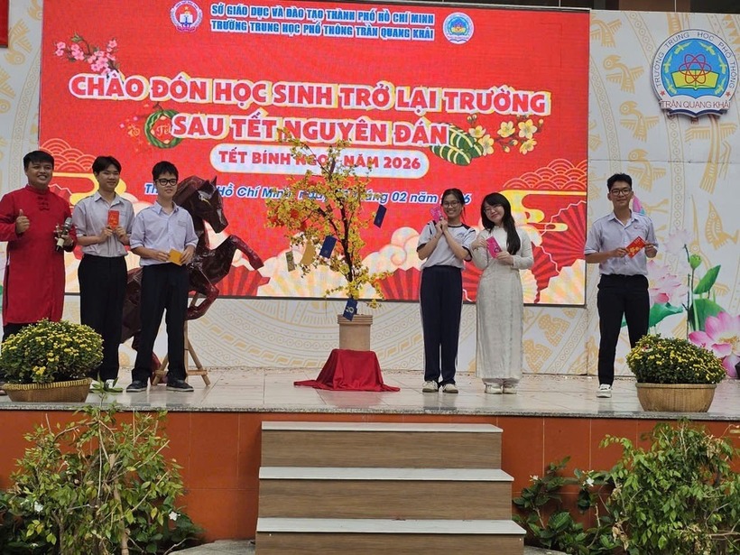 Học sinh Trường THPT Trần Quang Khải. Ảnh: Báo Giáo dục và Thời đại.