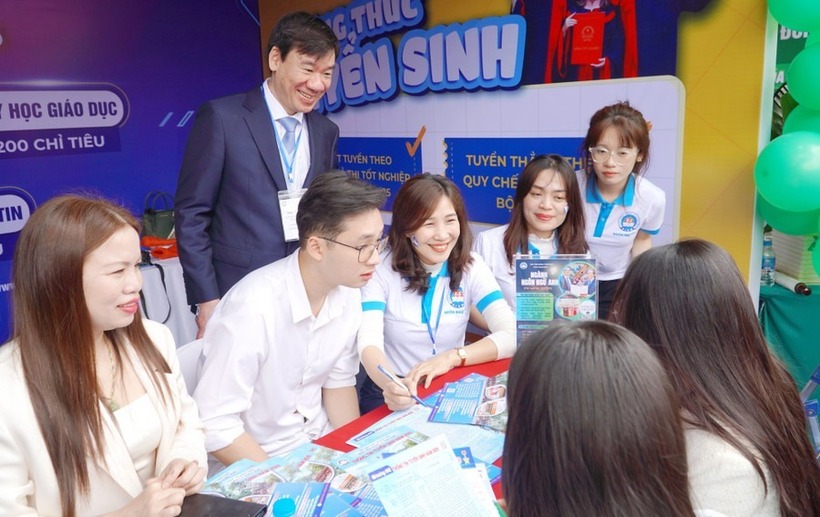 Tại các buổi tư vấn tuyển sinh - hướng nghiệp năm 2026, các trường đại học ghi nhận một sự chuyển biến rõ rệt trong tư duy của thí sinh. Ảnh minh họa