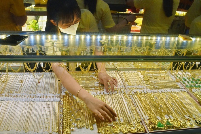 Giá vàng hôm nay (24/2): Vàng trong nước duy trì ở mốc 184,6 triệu đồng/lượng. (Ảnh: Người lao động)