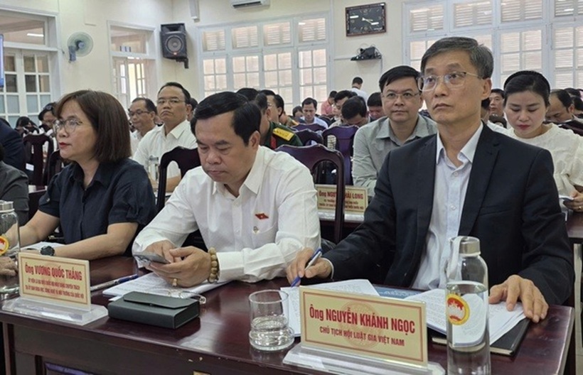 Ông Nguyễn Khánh Ngọc tham dự Hội nghị gặp gỡ những người ứng cử đại biểu Quốc hội khóa XVI và đại biểu HĐND thành phố khóa XI, nhiệm kỳ 2026-2031, và triển khai kế hoạch tiếp xúc cử tri vận động bầu cử.