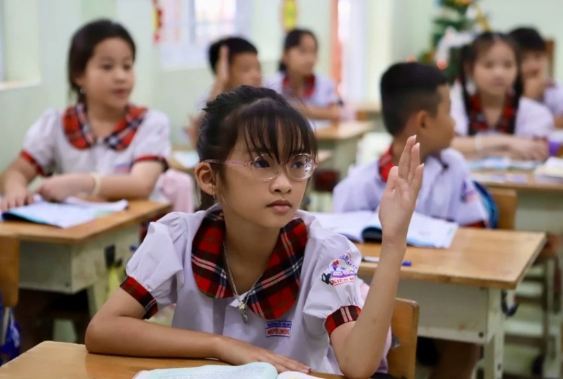 Bộ GD&ĐT thay đổi cách đánh giá học sinh lớp 5 và lớp 9 từ năm 2026. Ảnh: PLO.