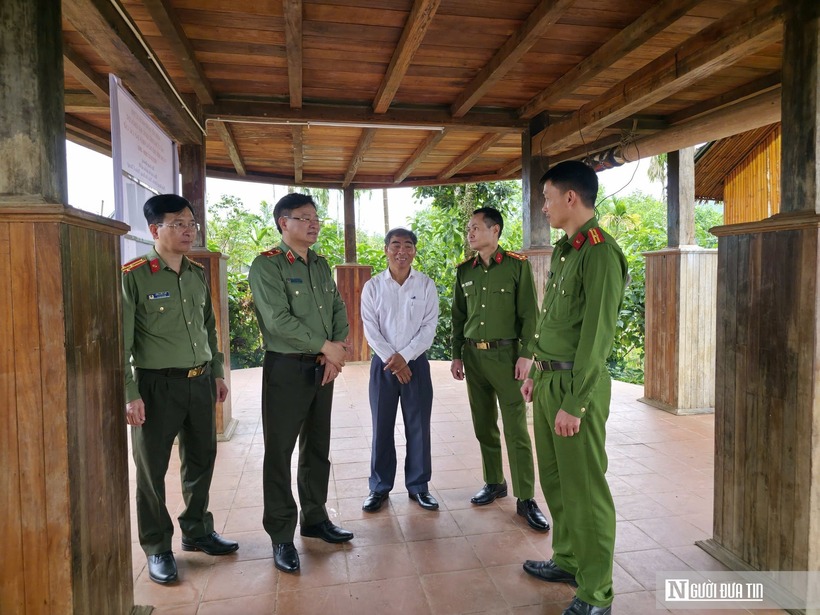 Giám đốc Công an TP Huế ghi nhận sự chủ động của Công an cơ sở trong xây dựng phương án, bố trí lực lượng, nắm tình hình địa bàn.