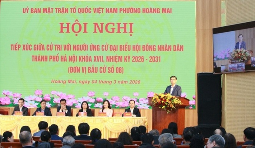 Ông Nguyễn Hữu Chính - Phó Chủ tịch Hội Luật gia Việt Nam, ứng cử đại biểu HĐND Tp.Hà Nội nhiệm kỳ 2026 - 2031 trình bày chương trình hành động trước cử tri.
