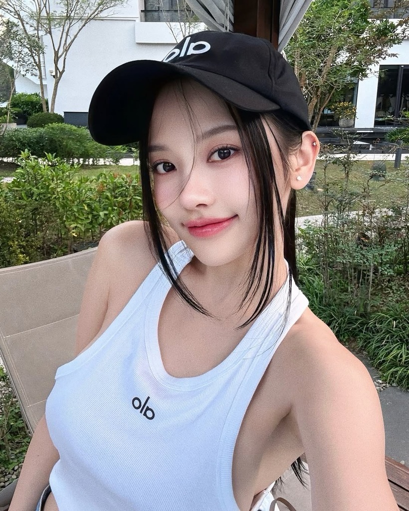Nhan sắc xinh đẹp, gợi cảm của Thái Thụy Tuyết. Ảnh: Instagram.