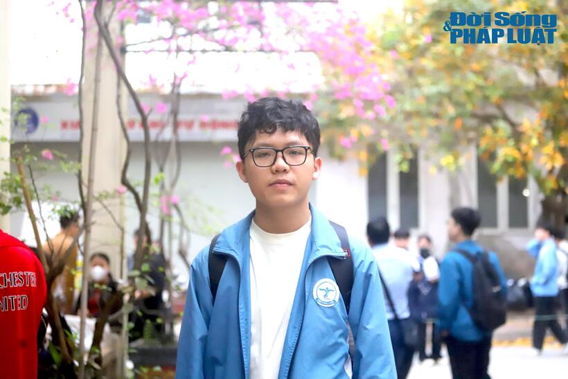 Anh Tuấn đặt mục tiêu đạt trên 100 điểm và dự định sử dụng kết quả này để đăng ký xét tuyển vào Trường Đại học Sư phạm