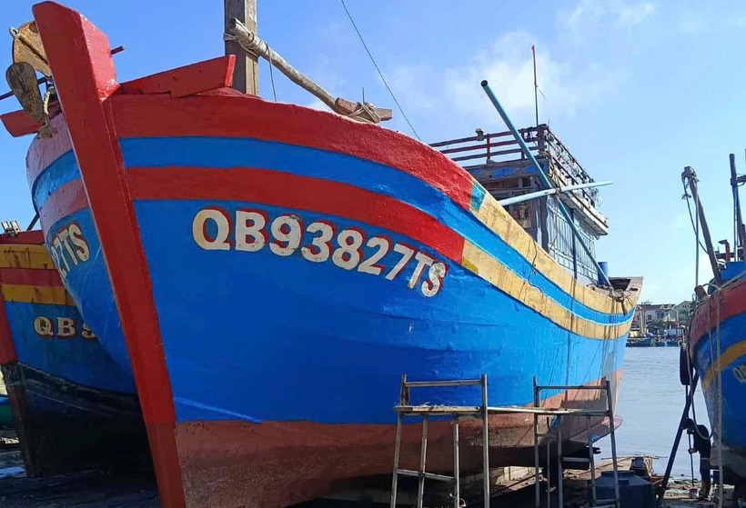 Chiếc tàu cá trước khi mất tích. (Ảnh: Thanh niên)