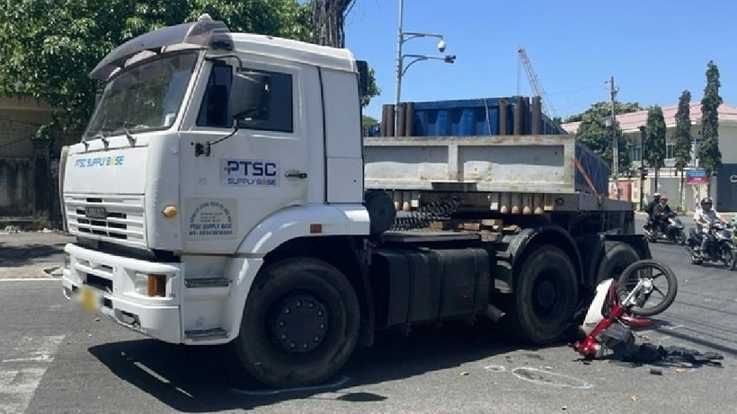 Hiện trường vụ tai nạn. Ảnh: Báo Lao động.