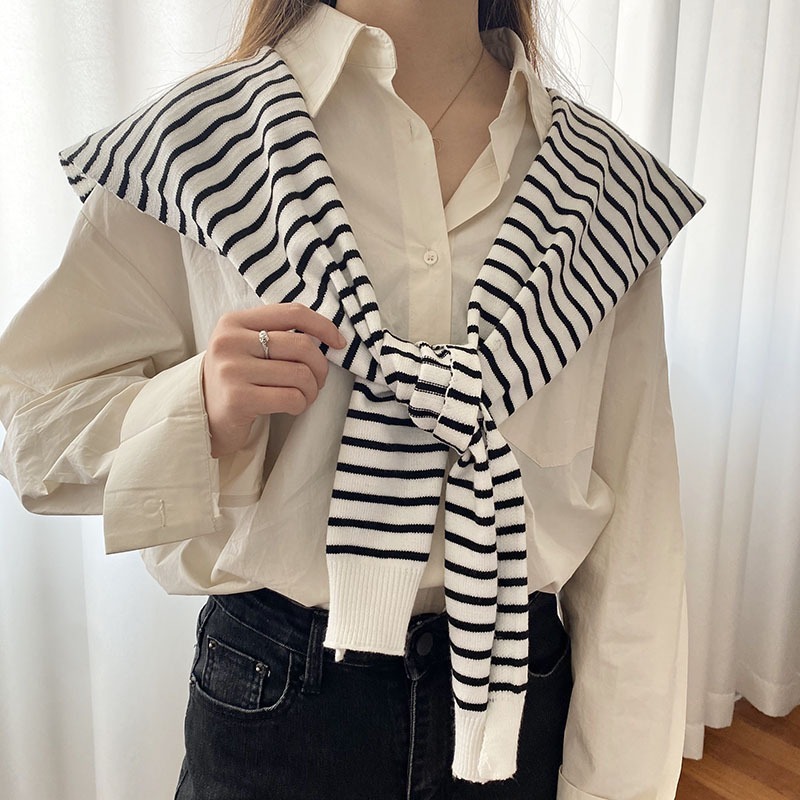 Gợi ý outfit mùa hè mát mẻ cho bạn trẻ năng động - 2