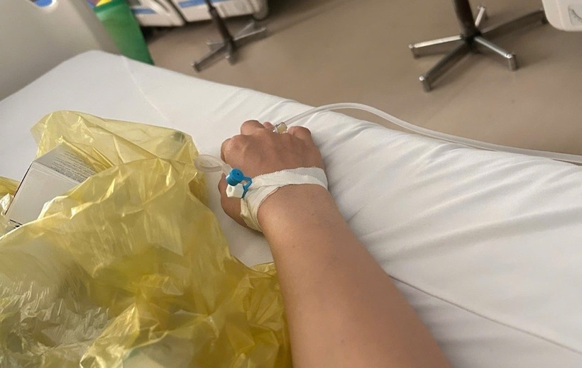 63 người nghi bị ngộ độc thực phẩm sau khi ăn bánh kem. Ảnh: Lao Động.