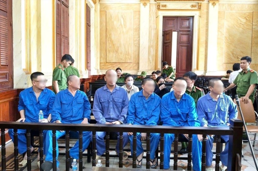 Các bị cáo tại phiên xét xử. Ảnh: Công Lý