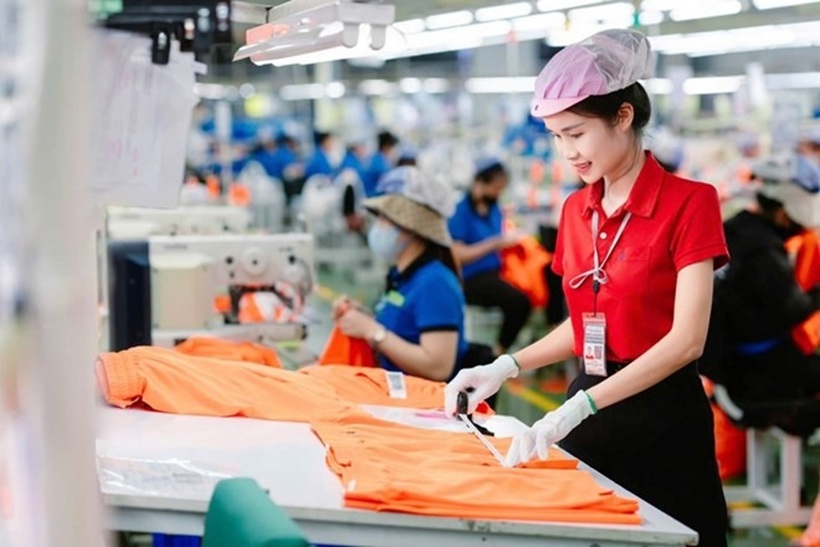 63% doanh nghiệp tại Việt Nam dự kiến tăng tuyển dụng trong 3 tháng tới, trong khi hơn 20% doanh nghiệp giữ nguyên quy mô nhân sự và 16% dự báo giảm tuyển dụng. Ảnh minh họa