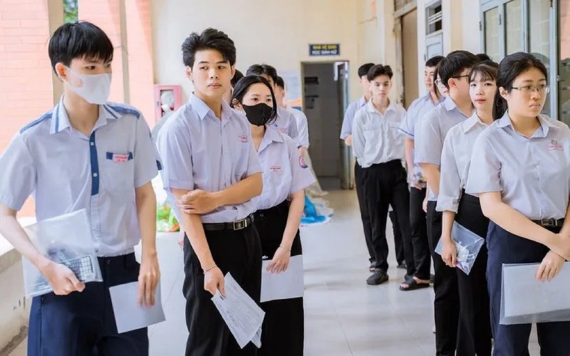 Kỳ thi tốt nghiệp THPT 2026: Chỉ có một đề thi, ngữ văn có thể sử dụng ngữ  liệu ngoài sách giáo khoa