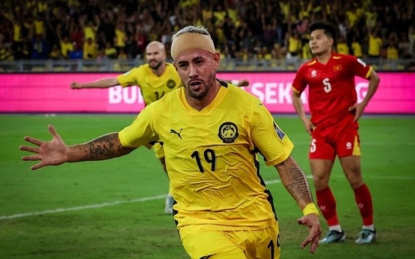 Liên đoàn bóng đá châu Á (AFC) đã xử thua 0-3 đối với tuyển Malaysia trong hai trận đấu gặp tuyển Việt Nam và Nepal. Ảnh: FAM.