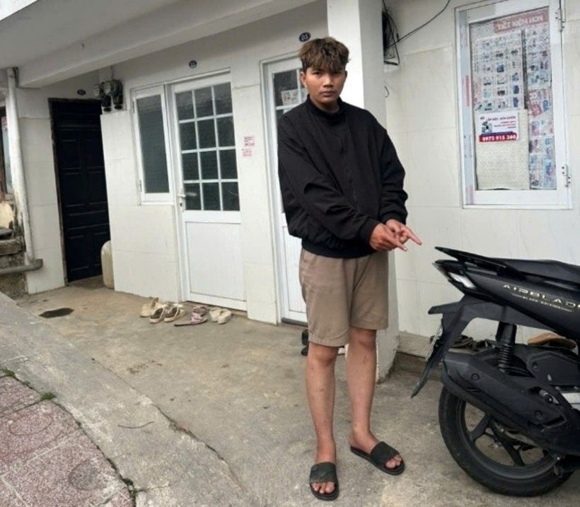 Đối tượng tại hiện trường thực hiện hành vi trộm cắp tài sản. Ảnh: Công an tỉnh Lâm Đồng.