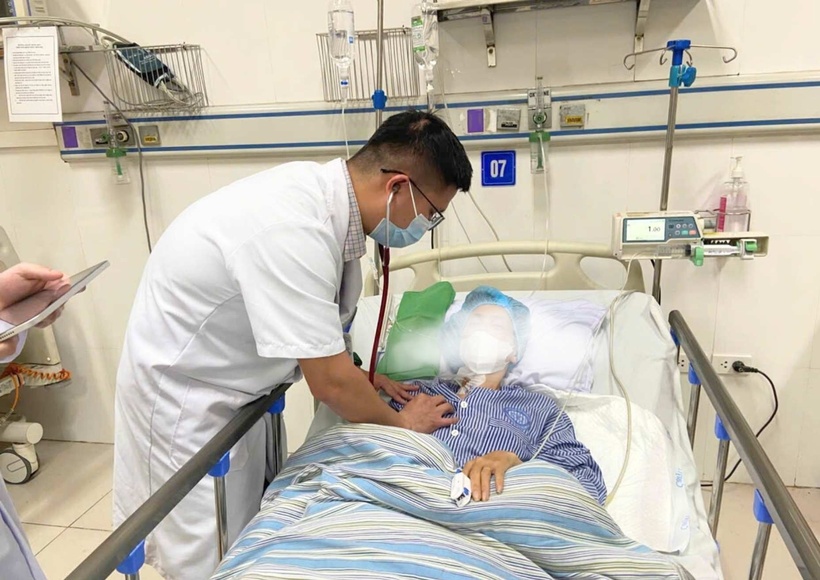 Bỏ thuốc điều trị 3 năm, người bệnh nhập viện trong tình trạng nguy kịch. Ảnh: BVCC.