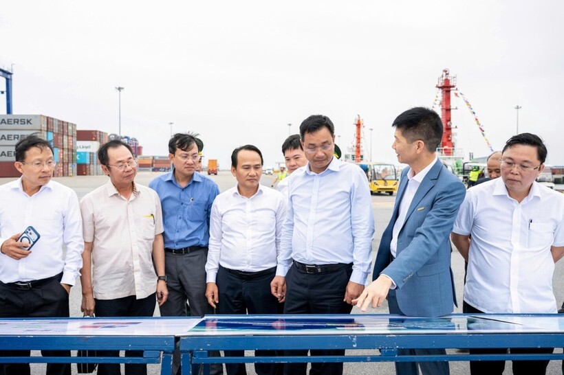 Đoàn công tác Thường vụ Thành ủy Đà Nẵng làm việc tại Cảng Hateco: Bước tiến chiến lược nối liền hai siêu cảng biển - 1
