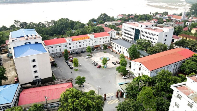 Bệnh viện Đa khoa khu vực Phú Thọ hết lòng vì người bệnh - 3