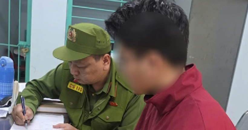 Đối tượng T.Đ.H tại cơ quan công an. (Ảnh: Công an Hà Nội)