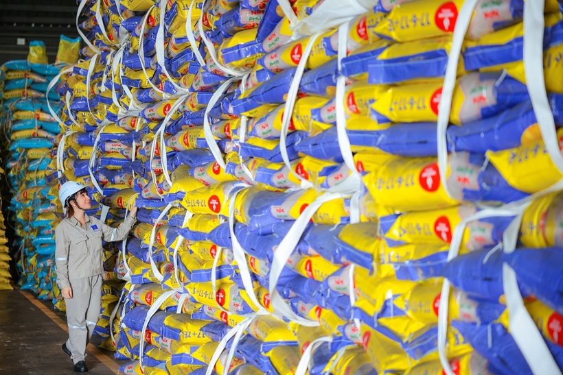 Bên cạnh urê, danh mục sản phẩm của PVFCCo - Phú Mỹ hiện mở rộng sang NPK, DAP, nông nghiệp đô thị, phân bón hữu cơ – vi sinh ..