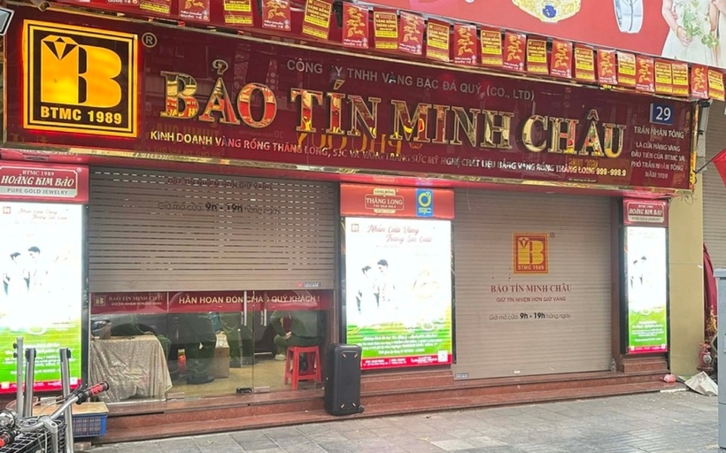 Cửa hàng Bảo Tín Minh Châu.