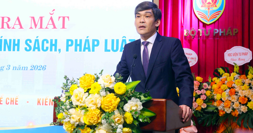 Ông Đặng Trần Anh Tuấn, Phó chủ tịch Hội đồng quản lý Quỹ, Giám đốc Quỹ phát biểu và kêu gọi vận động.