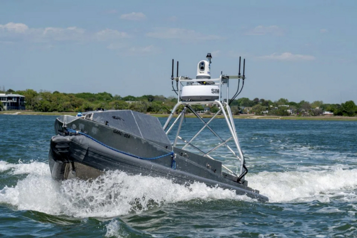 Tàu trinh sát tự hành toàn cầu (GARC) của Hải quân Mỹ. Ảnh: Reuters