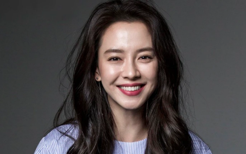 Song Ji Hyo vướng tranh cãi suốt thời gian qua. Ảnh: Hankyung.