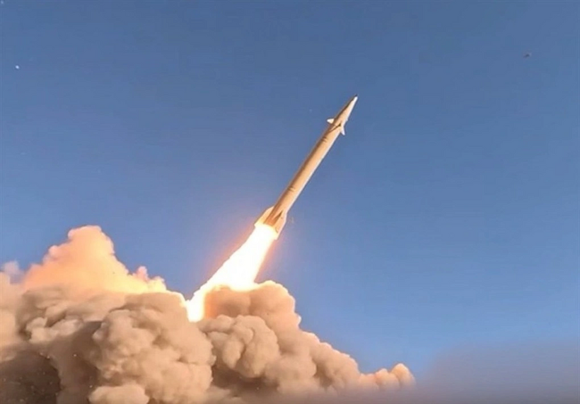 Một vụ phóng tên lửa của Iran (Ảnh: Tasnim).