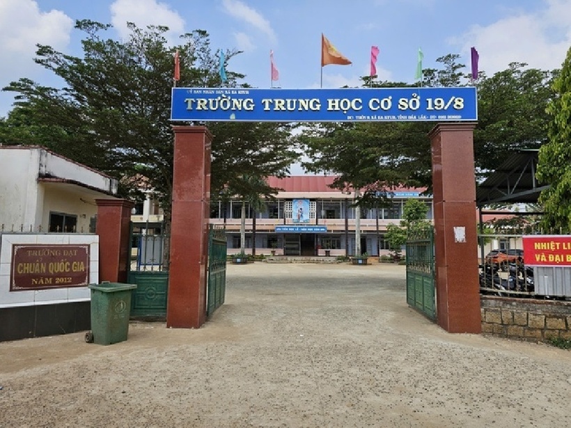 Trường THCS 19/8. Ảnh: Báo Thanh niên.