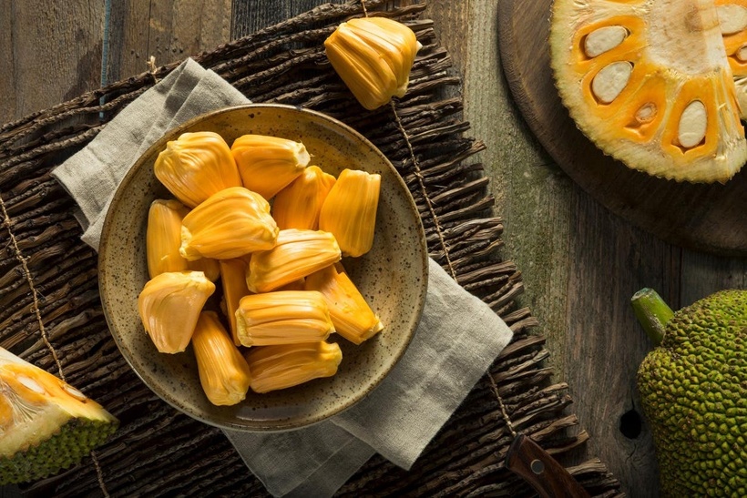 Bệnh nhân suy thận mạn nên tránh các loại thức ăn giàu kali như mít.