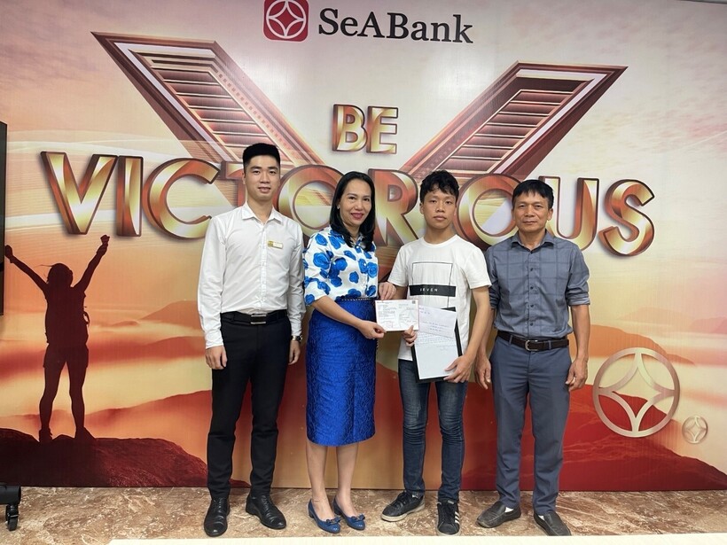 Sau nhiều năm nhận học bổng từ Quỹ SeADreams, em Khôi đạt ước mơ trở thành sinh viên Đại học Quốc gia Hà Nội