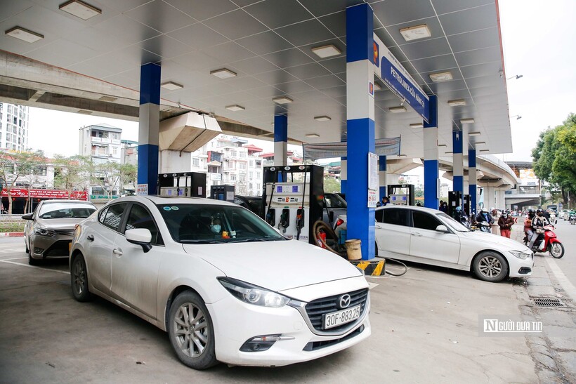 Với lượng hàng nhập khẩu cùng với hàng tồn kho thì có thể đảm bảo đảm nguồn cung xăng dầu đến hết tháng 4/2026 (Ảnh: Hữu Thắng).