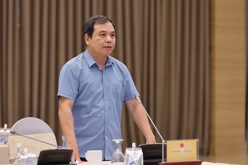 Ông Hoàng Đức Minh tại họp báo. Ảnh: Tiền phong