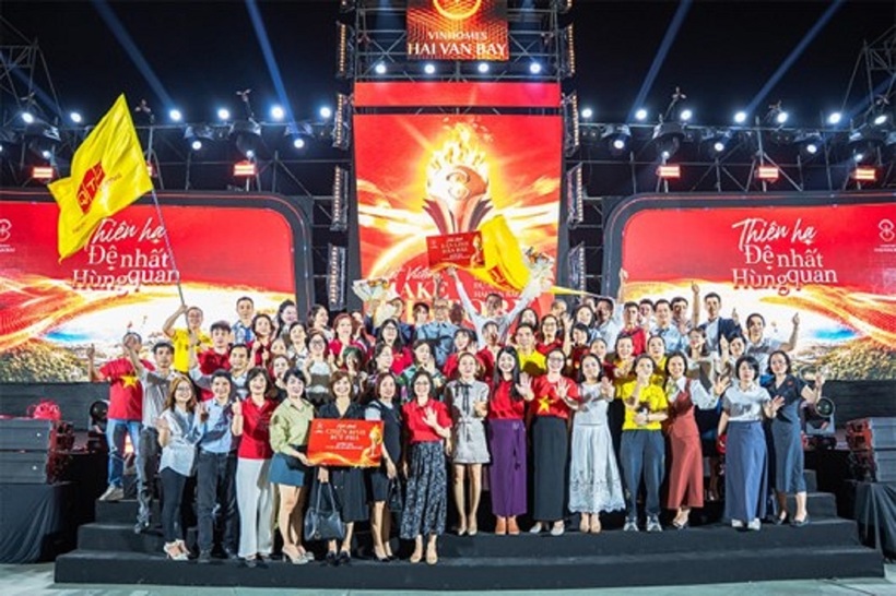 Tập thể chiến binh QTC Land quy tụ tại sự kiện