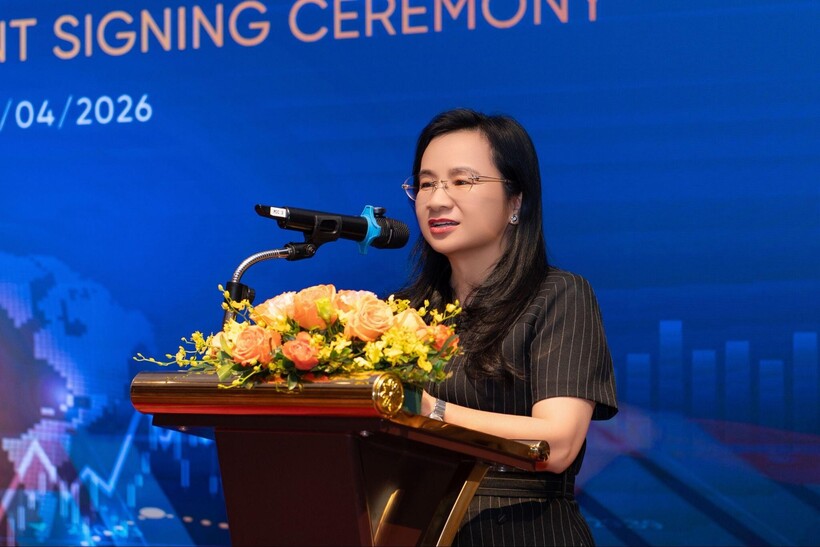Bà Ngô Thu Hà, CEO SHB phát biểu tại sự kiện