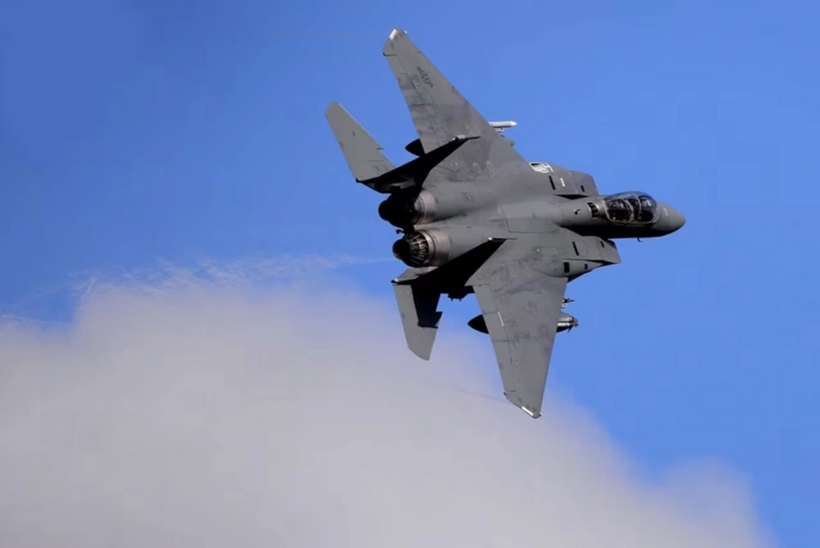 Một tiêm kích F-15E của Mỹ (Ảnh: USAF).
