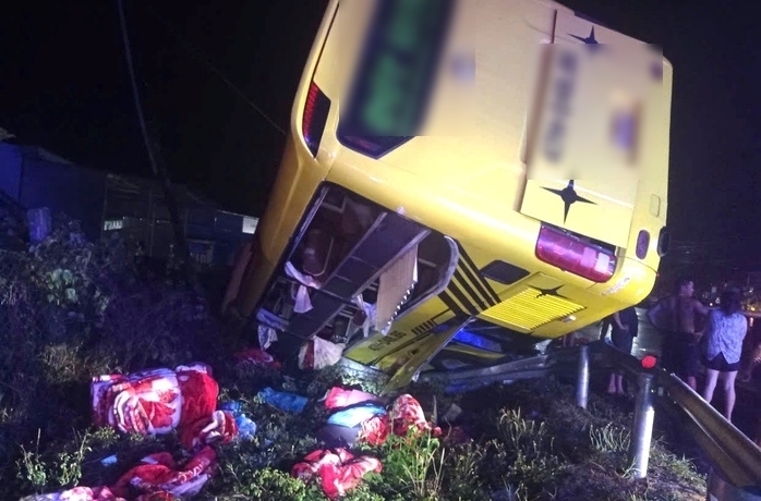 Vụ tai nạn may mắn không gây thiệt hại về người. Ảnh: Người lao động