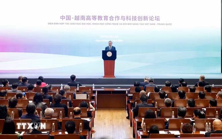 Tổng Bí thư, Chủ tịch nước Tô Lâm bày tỏ vui mừng khi thấy hợp tác giữa các cơ sở giáo dục, nghiên cứu của Việt Nam với Đại học Thanh Hoa đang có những bước phát triển rất tích cực - Ảnh: TTXVN