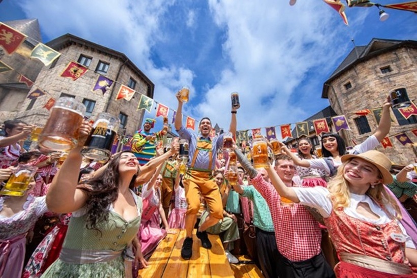 Đại tiệc đa giác quan với ẩm thực và bia, mang đến niềm vui bất tận.