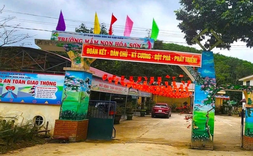 Trường Mầm non Hoá Sơn, nơi xảy ra sự việc kê khai khống số lượng học sinh ăn bữa ăn từ thiện. Ảnh: PLO