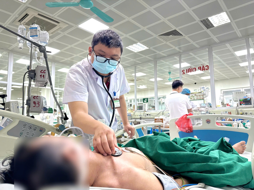 Bác sĩ cảnh báo cúm B diễn biến nhanh ở người có bệnh nền