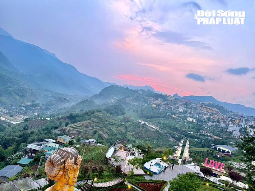 Một góc nhỏ của Sa Pa nơi mây trời chạm phố, và bình yên chạm lòng.